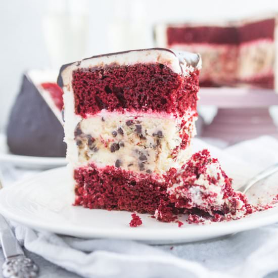 Red Velvet Cheesecake Layer Cake