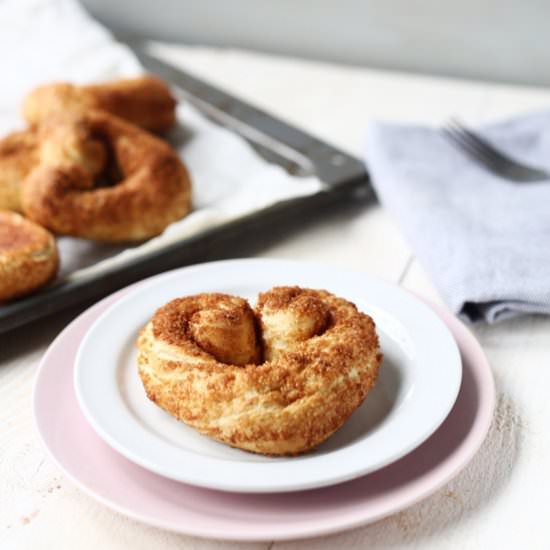 Sugar cinnamon buns