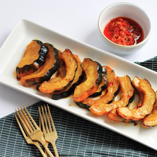 Roasted acorn squash