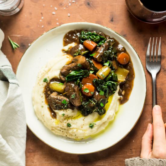 Vegan bourguignon & celeriac mash