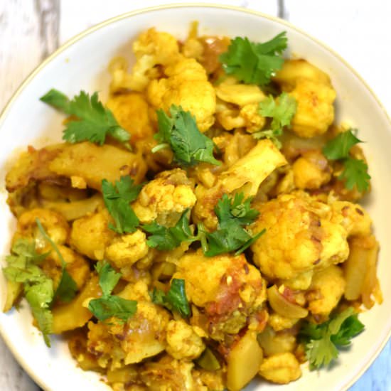 Spiced Potatoes & Cauliflower