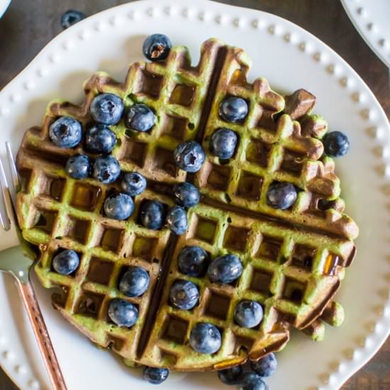 Oatmeal Green Smoothie Waffles