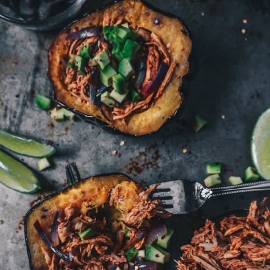 BBQ CHICKEN STUFFED ACORN SQUASH