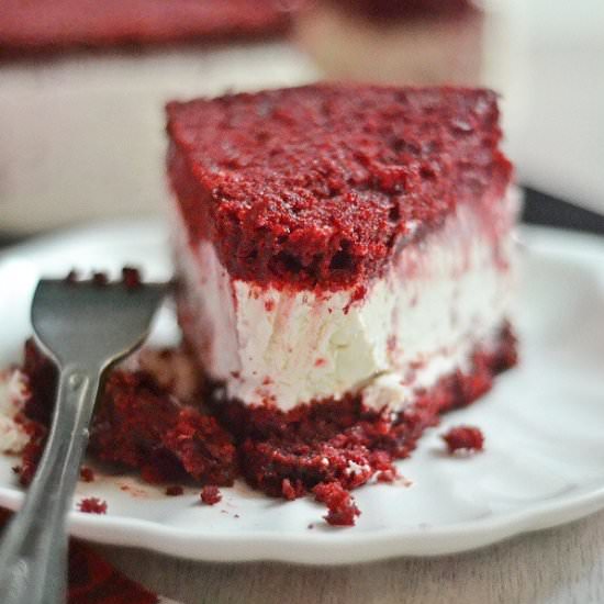 red velvet ice cream cake