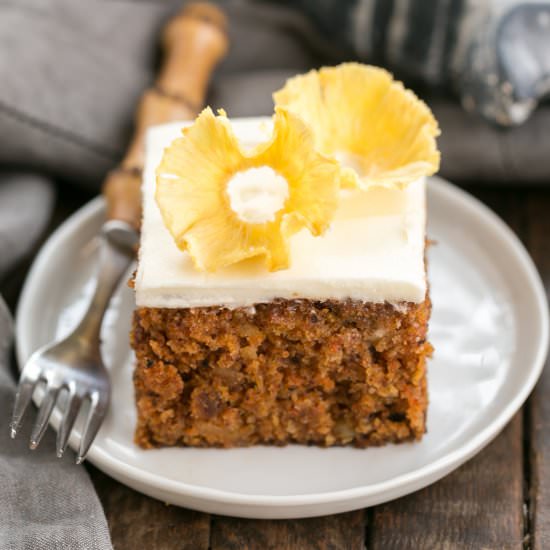 Old-Fashioned, Loaded Carrot Cake