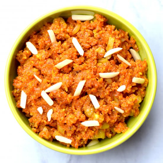 Carrot Halwa (Carrot Fudge/Pudding)