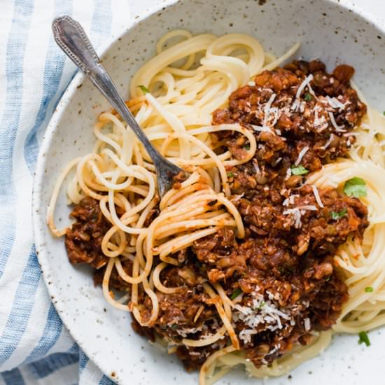 Comforting lentil bolognese