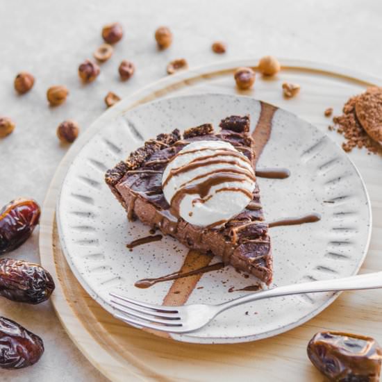 Chocolate Hazelnut Pudding Pie