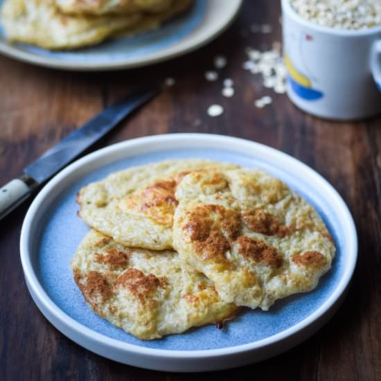 Super Easy Oatmeal Pancakes