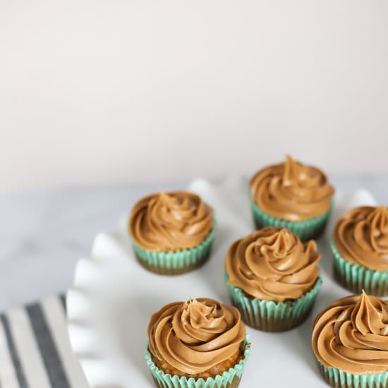 Easy Peanut Butter Banana Pupcakes