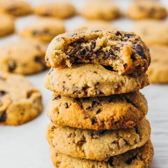 Low Carb Chocolate Chip Cookies