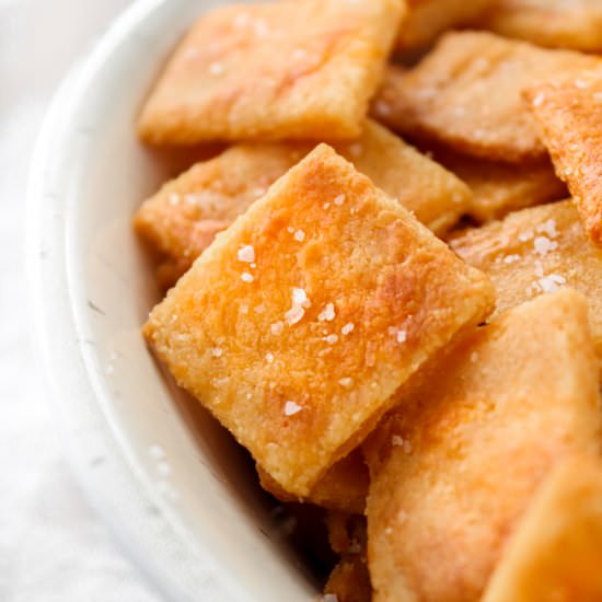 Low-Carb Cheez-Its