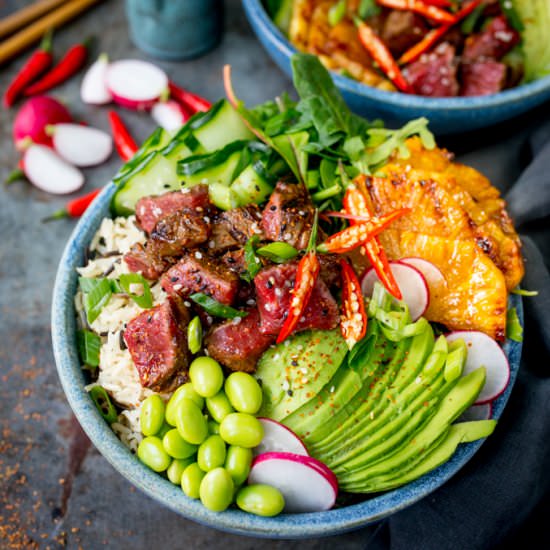 Seared Steak Poke Bowl