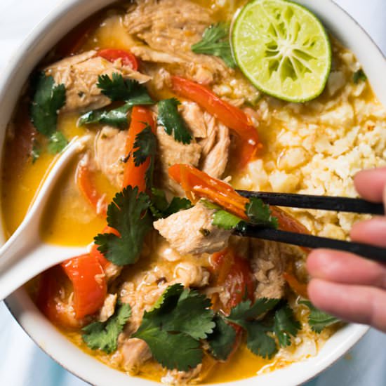 Keto Thai Coconut Curry Chicken