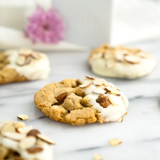 White Chocolate Almond Cookies