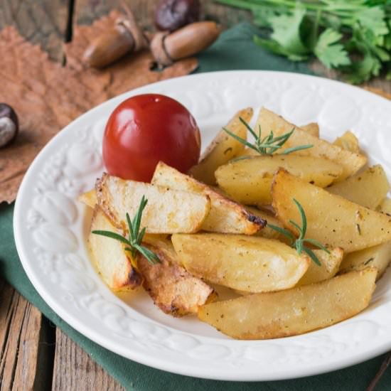 Rosemary Baked Potato Wedges