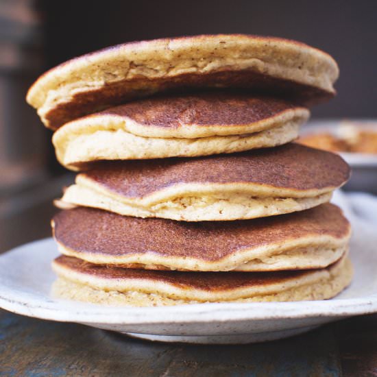 Low-Carb Banana Nut Pancakes