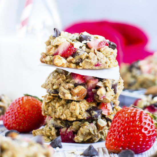 Strawberry Oatmeal Cookies