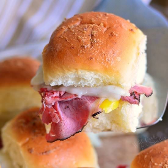 Hot Pastrami Sliders