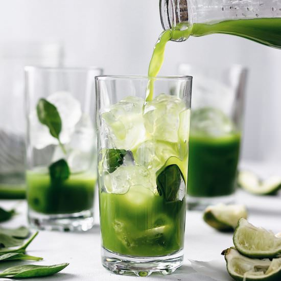 Vitamin Rich Super Green Juice