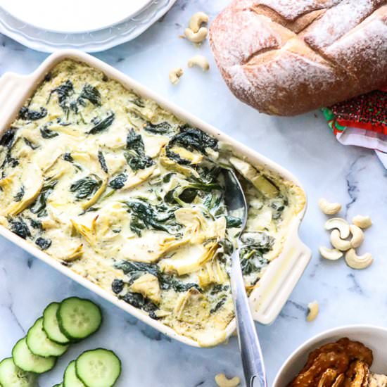 Creamy Vegan Spinach Artichoke Dip