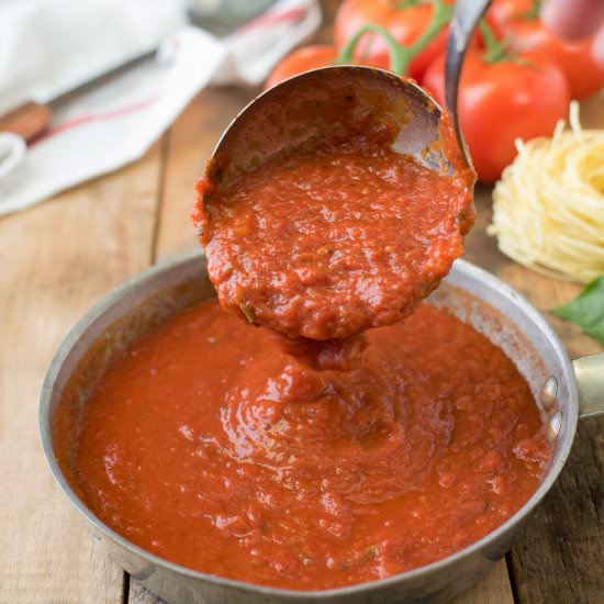 Easy Homemade Marinara Sauce