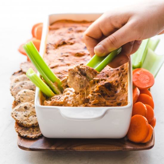 Healthy Buffalo “Chicken” Dip