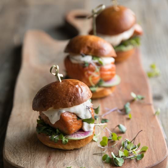 Grilled Salmon Sliders