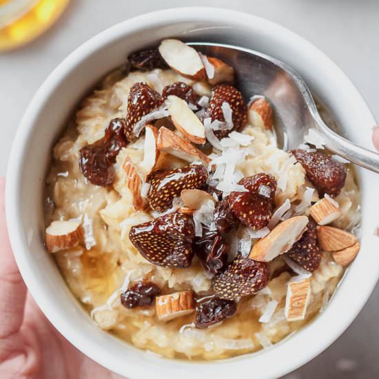 Cherry Almond Oatmeal
