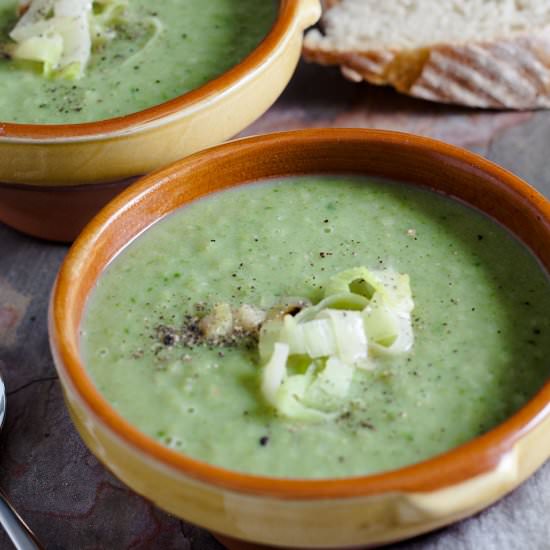 Leek Spinach and Cannelinni Soup