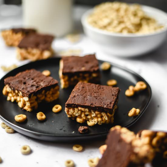 4-Ingredient PB Chocolate Bars
