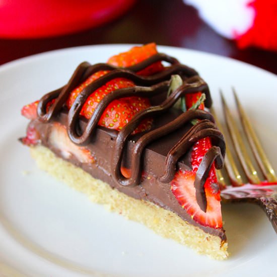 Chocolate Covered Strawberry Pie