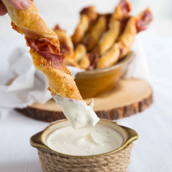 Cheese and Prosciutto Twists