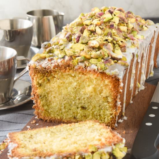 Lemon pistachio cake