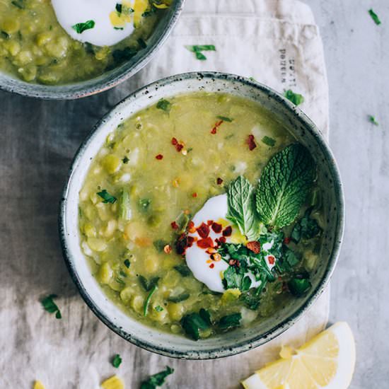 Creamy Vegetarian Split Pea Soup