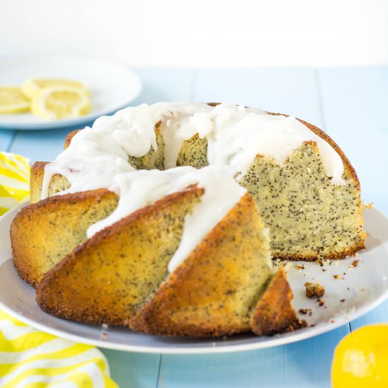 Lemon Poppy Seed Bundt Cake
