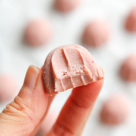 Strawberry Mylk Fudge