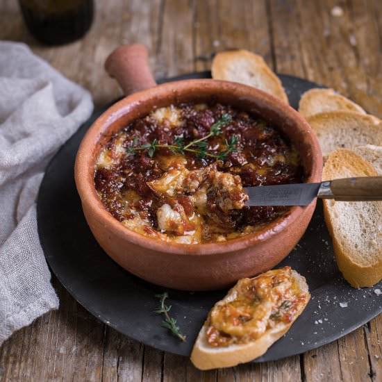 Baked Camembert dip