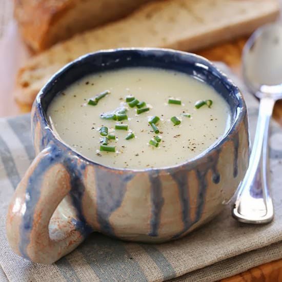Dad’s Creamy Cauliflower Soup