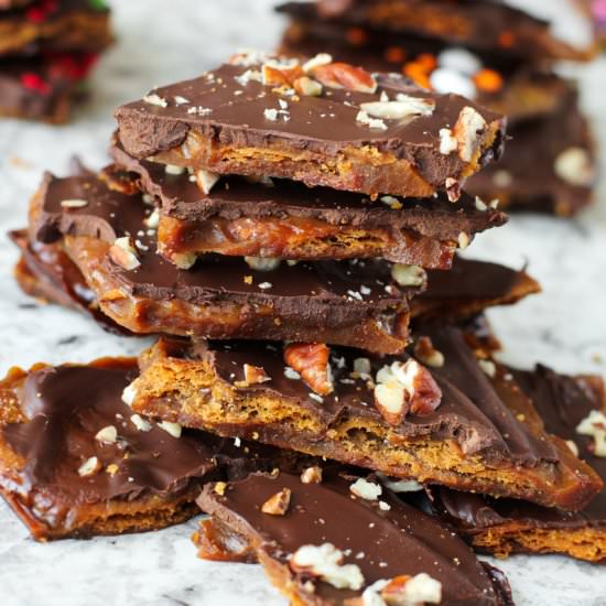 Easy Ritz Cracker Toffee
