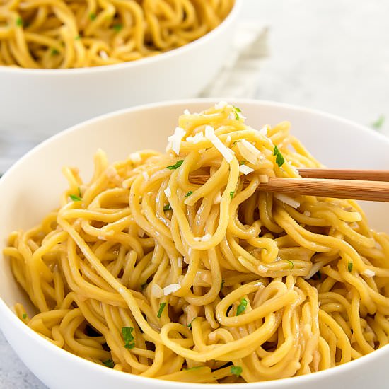 Garlic Noodles