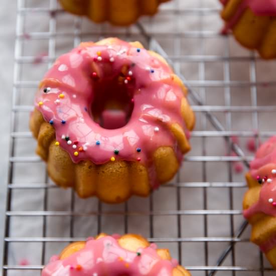 Mini Vanilla Pound Cakes