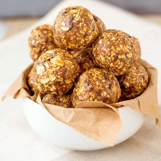 Peanut Butter Chocolate Protein Ball