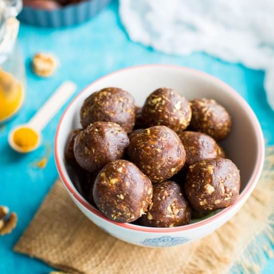 Chocolate and Turmeric Snack Bites