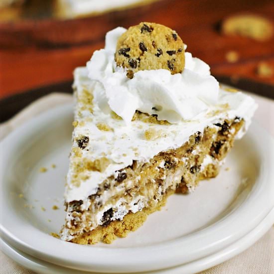 No-Bake Chocolate Chip Cookie Pie