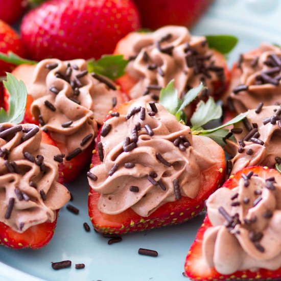 Chocolate Cheesecake Strawberries