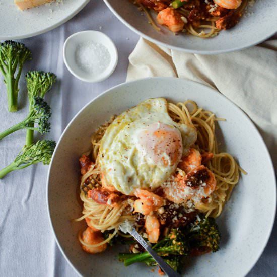 Spaghetti with chorizo, prawns& egg