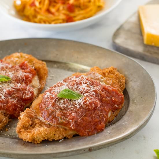 Easy Homemade Chicken Parmigiana