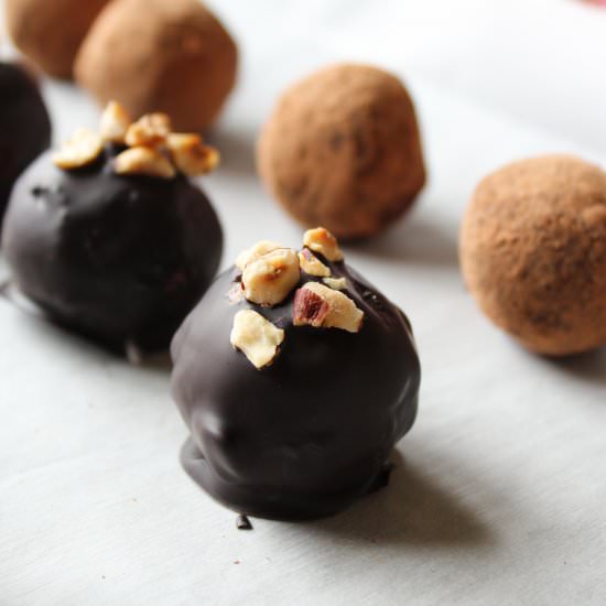 Hazelnut ‘No-Tella’ Truffles