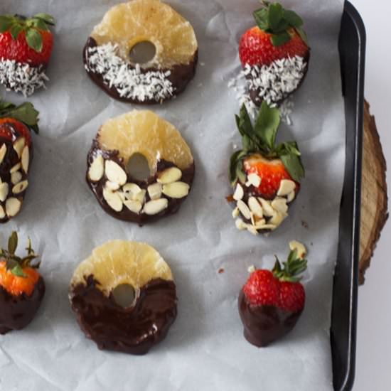 Chocolate-Dressed Strawberries